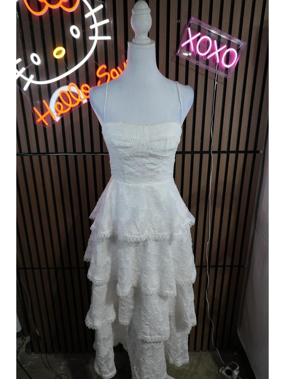 White Floral Lace A-Line Midi Dress S Sleeveless Straight Neck Tiered Zip